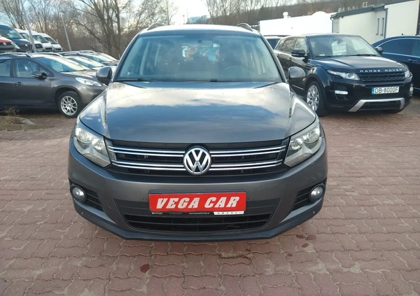 Volkswagen Tiguan cena 49900 przebieg: 285903, rok produkcji 2013 z Wałbrzych małe 211